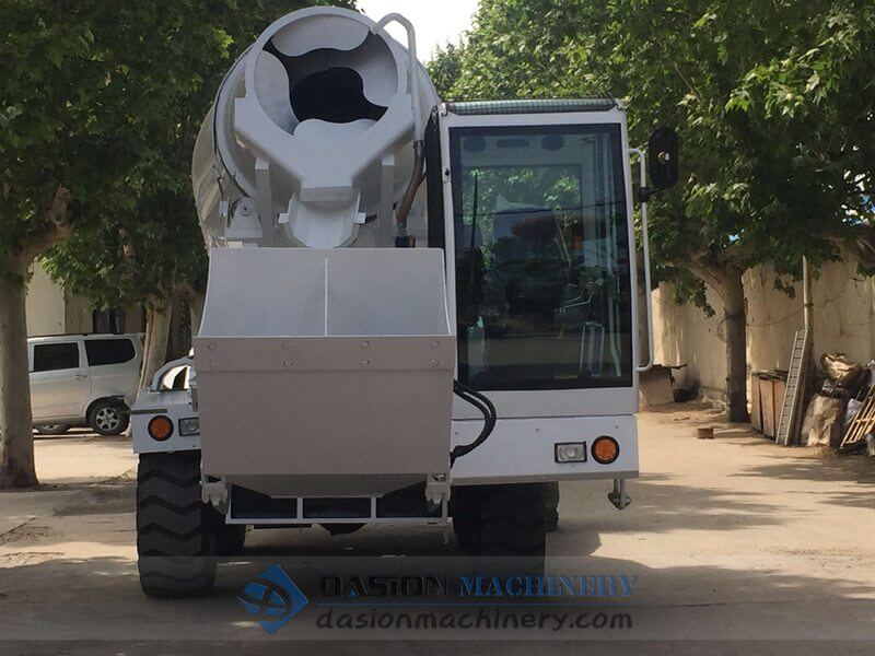 DS4.0 Self Loading Concrete Mixer Truck